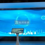 科技館內哪些互動項目適合應用雙屏聯動技術？