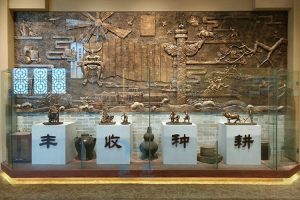 農(nóng)耕博物館在邁向數(shù)字化的道路上，需要關(guān)注并落實哪些關(guān)鍵環(huán)節(jié)？